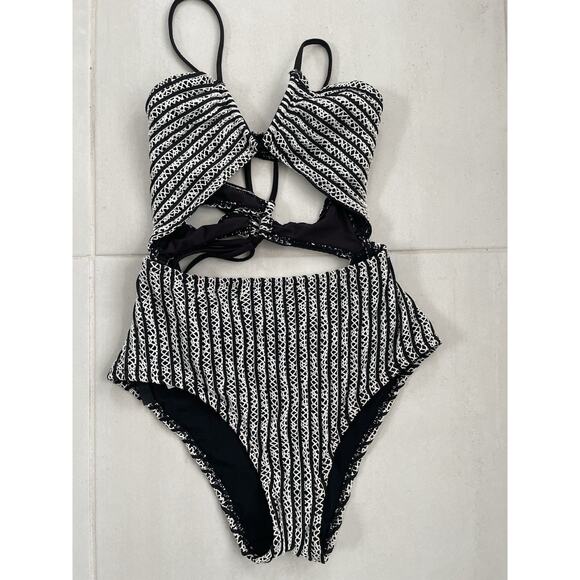 Urban Outfitters Swim Out From Under One Piece Swimsuit Crochet Nola